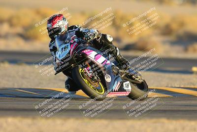 media/Nov-17-2024-CVMA (Sun) [[1fec520723]]/Race 18-Supersport Middleweight/